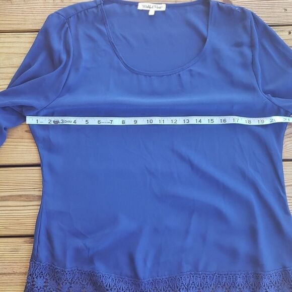 Wishful Park women's blue tunic top size L - Picture 9 of 11